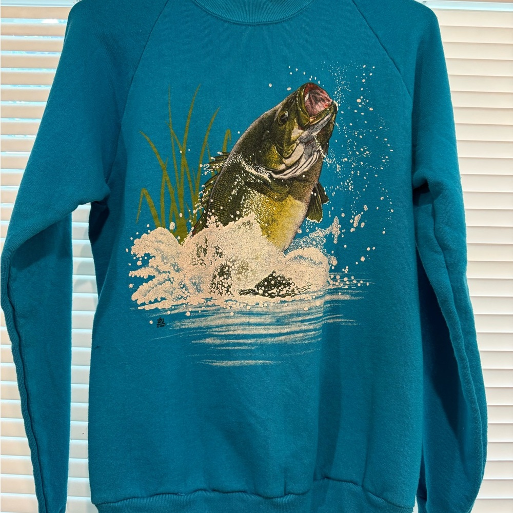 Vintage 1987 Fish Graphic Sweatshirt